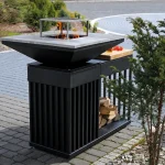 Barbecue com Bancada em Madeira