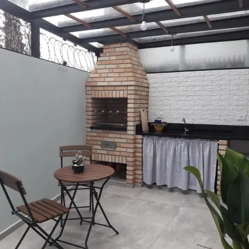 Churrasqueiras para Pequenos Espaços: Varanda ou Quintal?